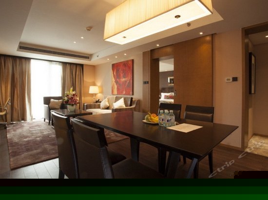 豪华两居室套房