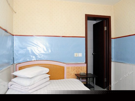 大床房（无窗）