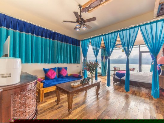 尘外360度海景蜜月超豪华房