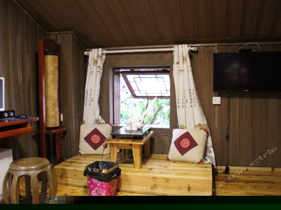 豪华古典大床房