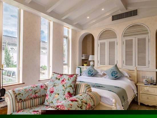 月亮河欧式花园洋房