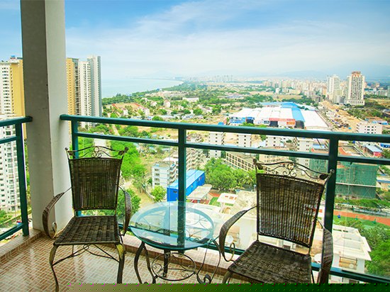 一线阳台海景房