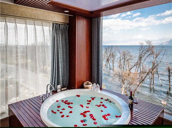 玫瑰绽放双海景豪华房