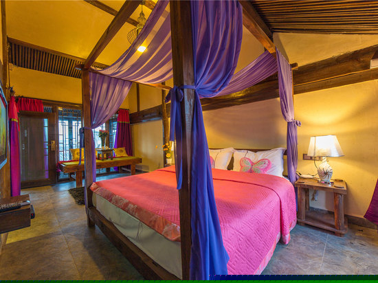 阳光观景大床房