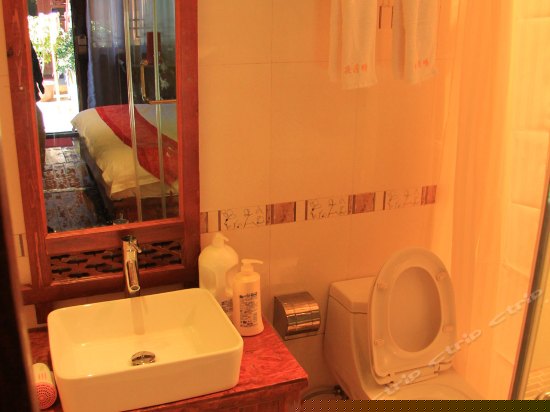 102生如夏花 大床房