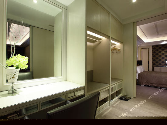 尊荣皇家商务房