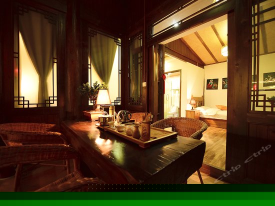 天雨流芳家庭套房