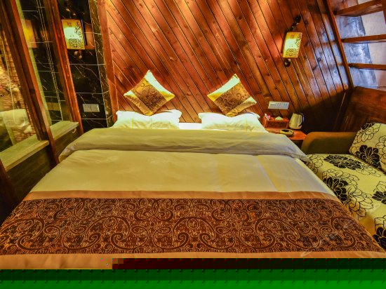 豪华复式家庭房