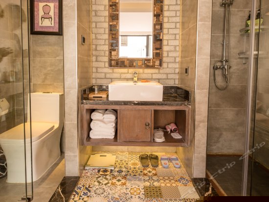 豪华落地景观大床房（106/210）