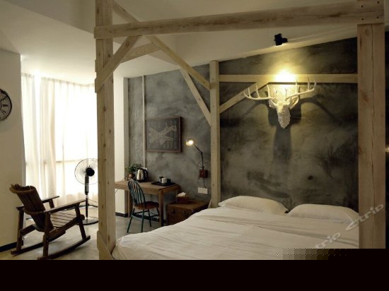 豪华海景大床房