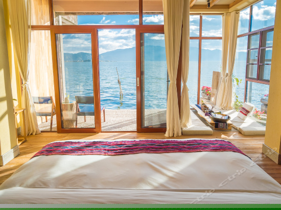 雪思亲水海景套房