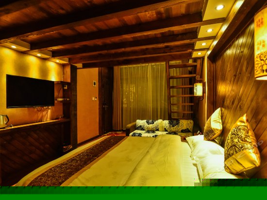 景观复式家庭房