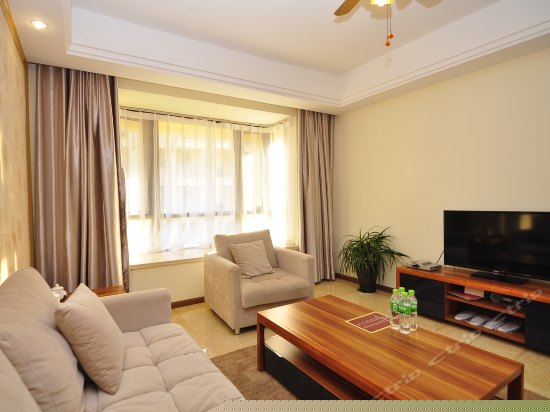 豪华双卧套房（两房两厅）