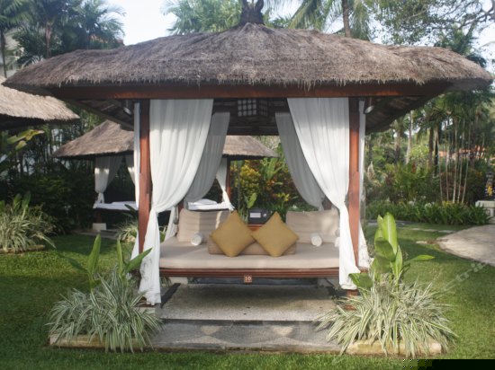 浪漫草亭（无窗）