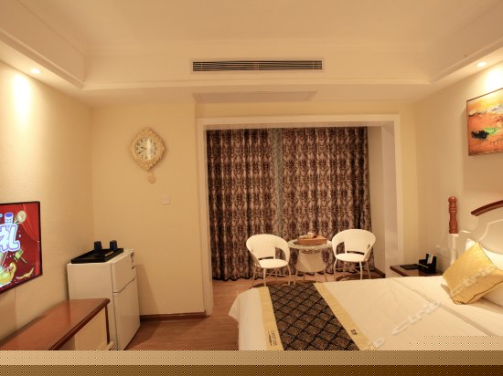 高级商务大床房