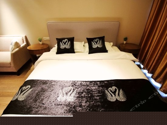 精品城景大床房