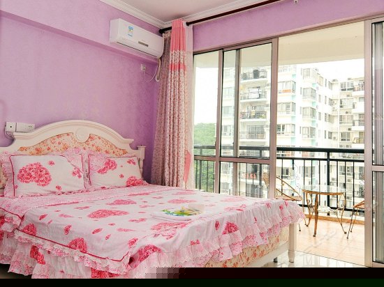 园景阳台大床房