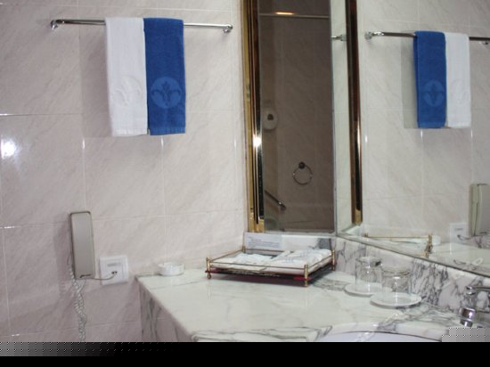 标准园景大床房