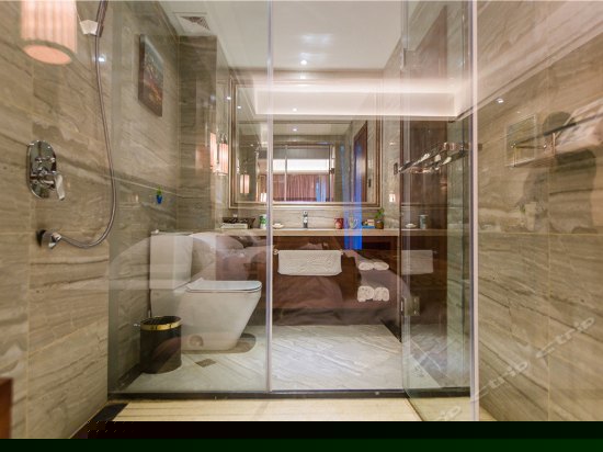 尊享豪华复式套房（双卫生间）