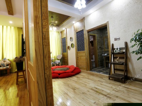 凤栖梧情侣套房