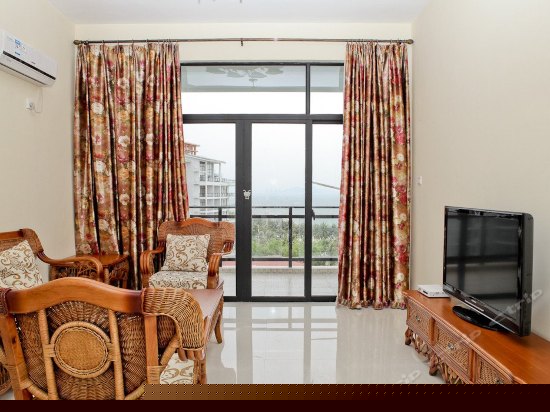 奢华海景蜜月套一房一厅