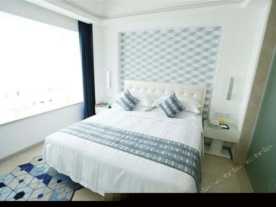 主题四人家庭套房