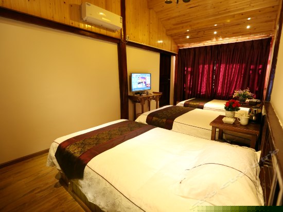 豪华榻榻米三人间