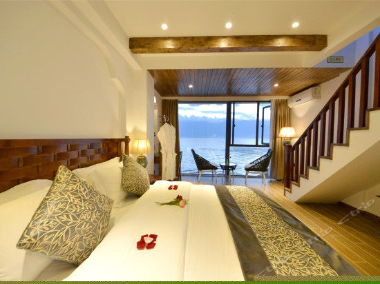 东南亚风复式海景套房