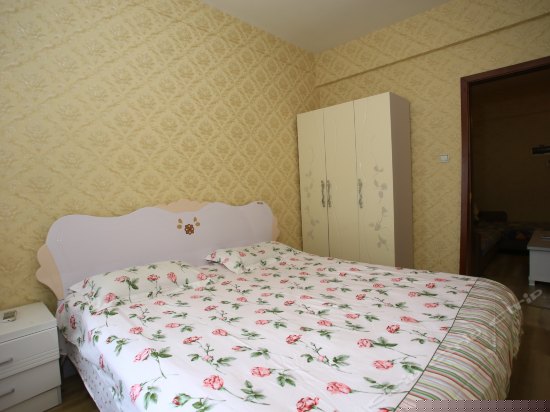 时尚大床房（内宾）