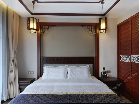 高级豪华大床房