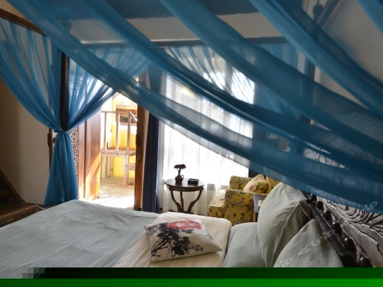 风情院璀璨朝阳观景复式套房