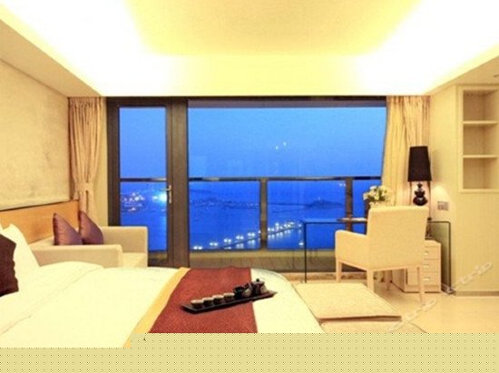 豪华栈桥海景大床房