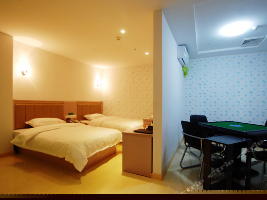 主题棋牌房（无窗）