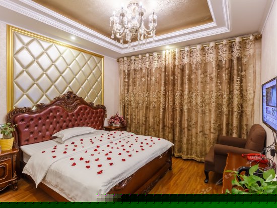 豪华大床房