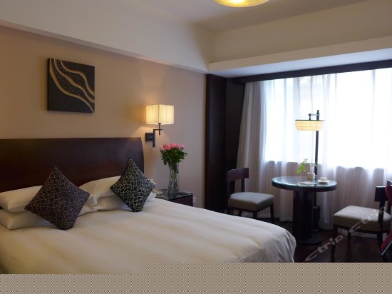 标准大床抢购房