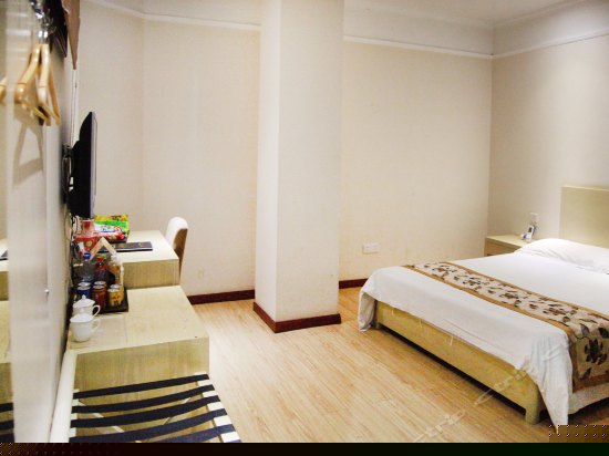 经济大床房