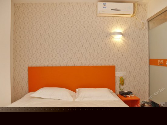 商务大床房（无窗）