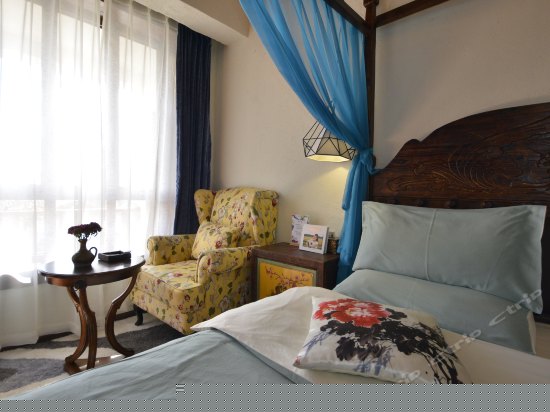 风情院璀璨朝阳观景复式套房