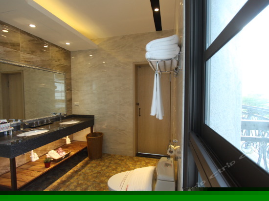 典藏经典家庭房