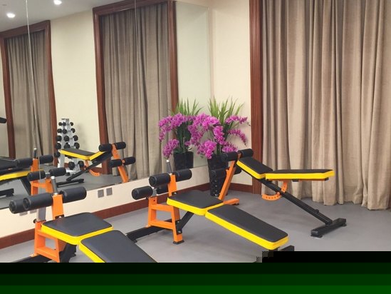 健身娱乐设施