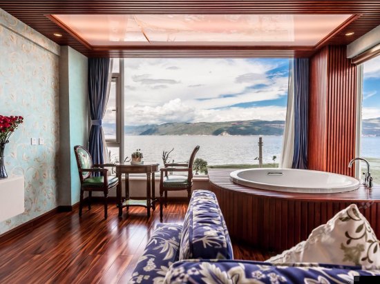 玫瑰绽放双海景豪华房