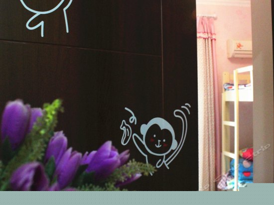 Pink女生四人间(床位)