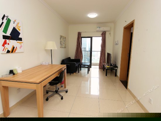 现代时尚风格二卧室一厅房