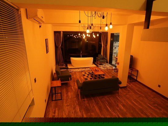 景观蜜月复式房