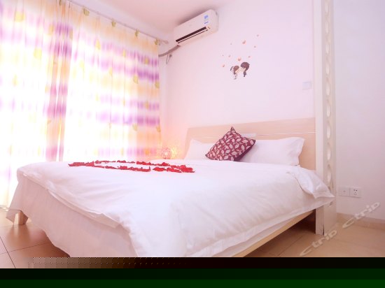 豪华观海大床房