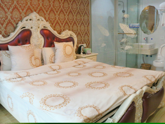 阳台景观大床房