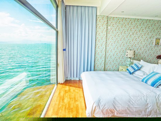 亲水海景大床房