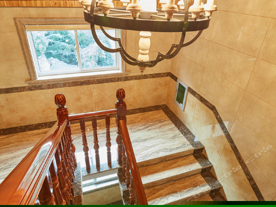 美式大阳台观景家庭套房