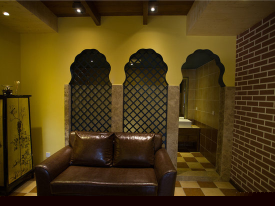 睡莲豪华大床房