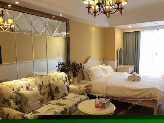 韩式清新大床房